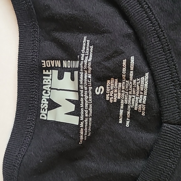 Hybrid Apparel Juniors Women's Minion Americana NWT Small Top Cold Shoulder - Picture 3 of 8